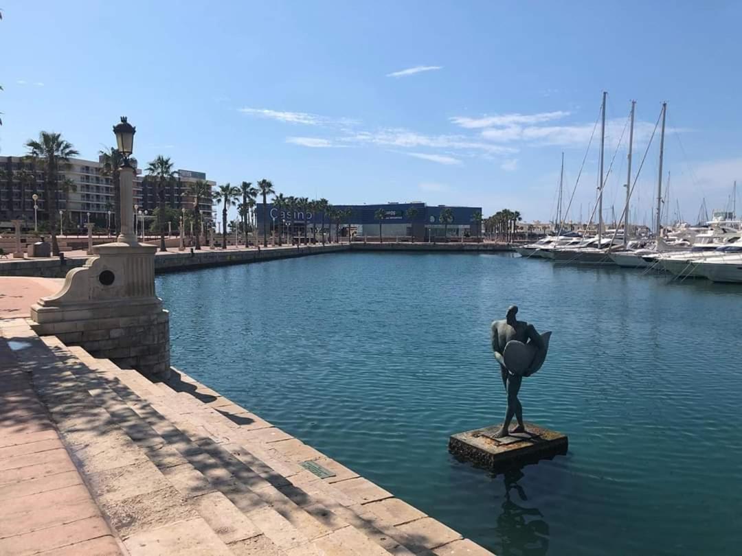 Apartamento Apartamento CasaTuris con vistas a la playa del Postiguet A103 Alicante Exterior foto